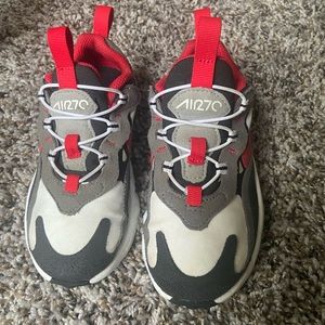 Nike Air Max 270